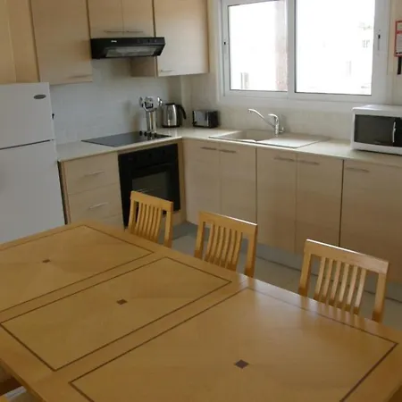 Kronos Apartmán Paralimni